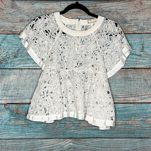 Anthropologie Eri and Ali White Lace Swing Top Size XSP - Picture 2 of 7